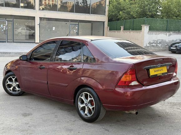 BAHAR AUTO'DAN 2000 MODEL FORD FOCUS UYGUN RAKAMA