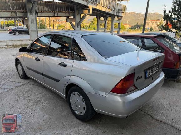 TAM OTOMATIK DEĞİŞENSİZ SEDAN FOCUS