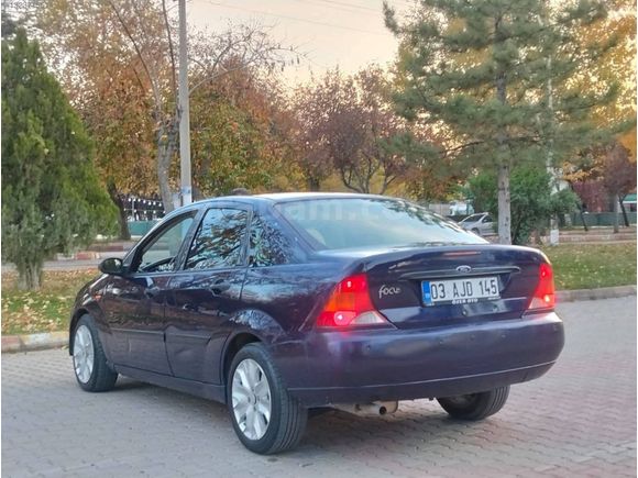 2000 MODEL FOCUS 1.6 DEĞİŞENSİZ 3 PARÇA BOYALI 272 BİN KM