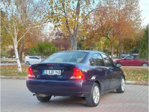 2000 MODEL FOCUS 1.6 DEĞİŞENSİZ 3 PARÇA BOYALI 272 BİN KM