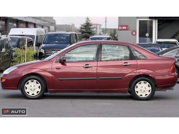SF AUTO DAN HATASIZ BOYASIZ FOCUS KLİMALI 299.000 KM DE