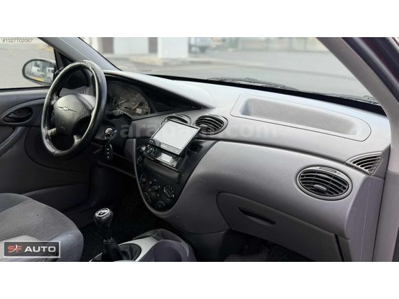 SF AUTO DAN HATASIZ BOYASIZ FOCUS KLİMALI 299.000 KM DE