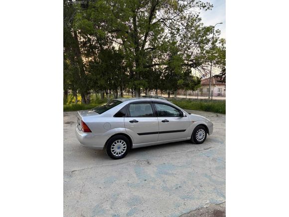 2001 Model ORJİNAL- DEĞİŞENSİZ FORD FOCUS 1.6 Ambient