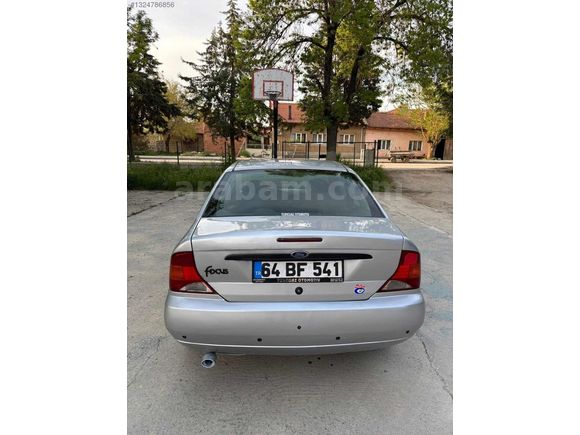 2001 Model ORJİNAL- DEĞİŞENSİZ FORD FOCUS 1.6 Ambient