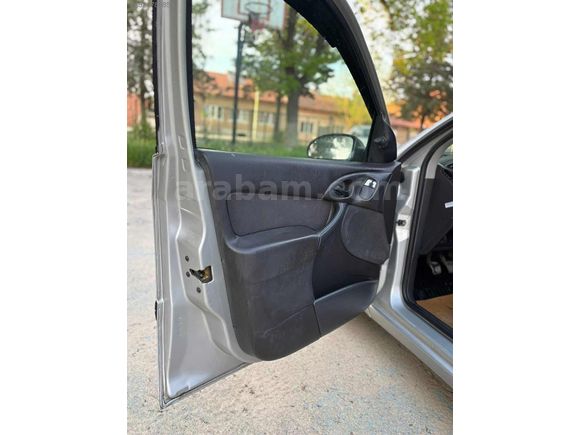2001 Model ORJİNAL- DEĞİŞENSİZ FORD FOCUS 1.6 Ambient