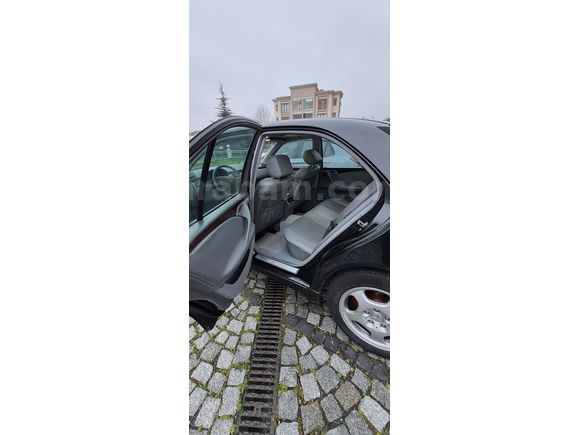 Sahibinden Mercedes - Benz E 200 Elegance 2000 Model  217.000 km Siyah