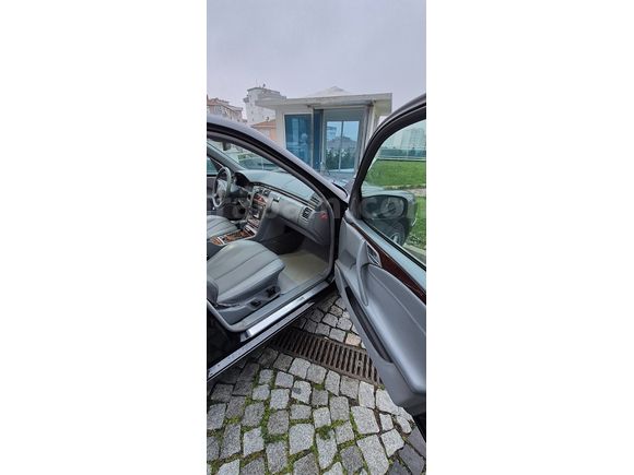 Sahibinden Mercedes - Benz E 200 Elegance 2000 Model  217.000 km Siyah