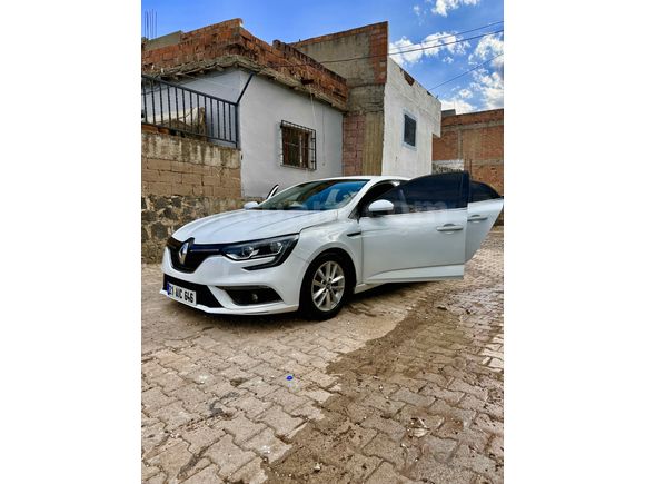 Sahibinden Renault Megane 1.5 dCi Touch 2017 Model 