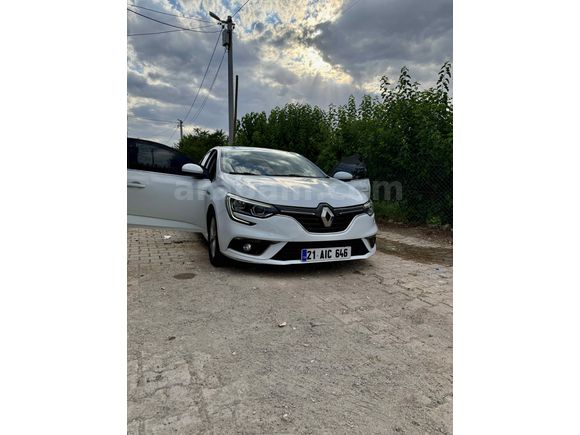 Sahibinden Renault Megane 1.5 dCi Touch 2017 Model 