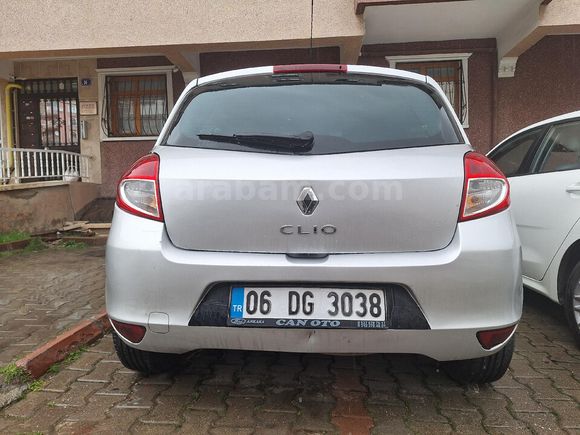 Sahibinden Renault Clio 1.5 dCi Executive 2011 Model