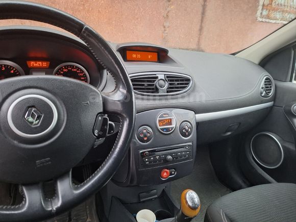 Sahibinden Renault Clio 1.5 dCi Executive 2011 Model