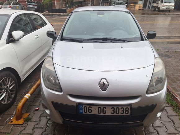 Sahibinden Renault Clio 1.5 dCi Executive 2011 Model