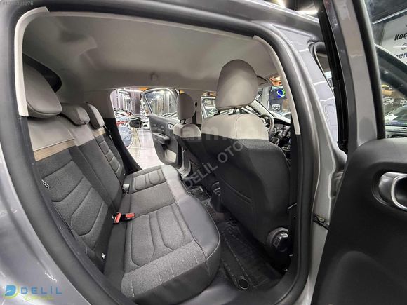 DELİL'DEN 2024 CITROEN C3 FeelBOLD HATASIZ 32.000KM GÜMÜŞ