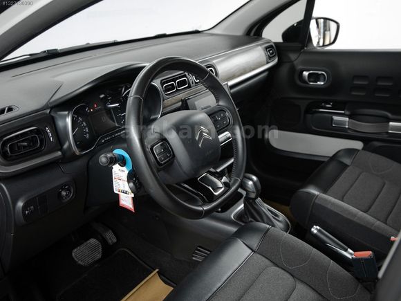 SENNA MOTORS'TAN 2022 CİTROEN C3 FEEL BOLD HATASIZ 62BİN KM
