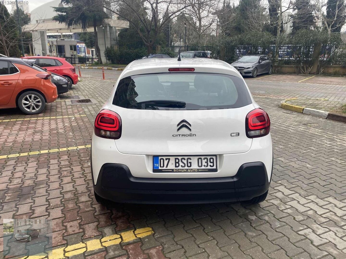 Galeriden Citroen C3 1.2 PureTech Feel Bold 2024 Model İstanbul 57.000 km Beyaz 4