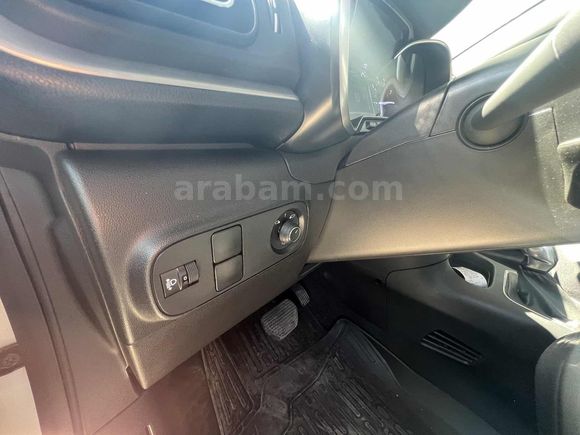 ULUTAŞLARDAN 2023 MODEL CITREON C3 BOYASIZ DEĞİŞENSİZ