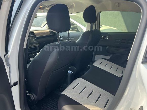 ULUTAŞLARDAN 2023 MODEL CITREON C3 BOYASIZ DEĞİŞENSİZ