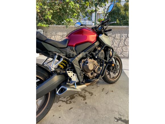 MEMURDAN SATILIK HATASIZ BOYASIZ DEĞİŞENSİZ CB650R