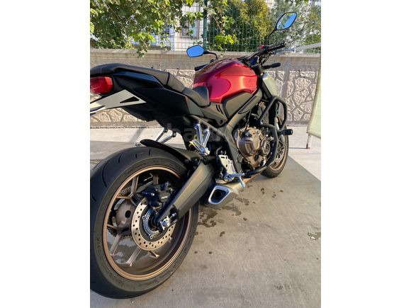 MEMURDAN SATILIK HATASIZ BOYASIZ DEĞİŞENSİZ CB650R