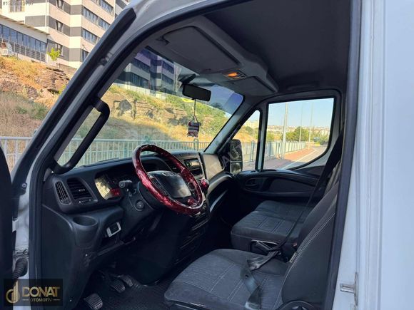 Donat Auto dan 2015 model iveco ilk elden %20 faruralı 1 sınıf
