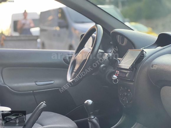 192.000 KM + MULTİMEDYA+GERİ GÖRÜŞ+BLUEOUTH+SES SİSTEMİ