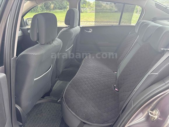 Sahibinden Renault Megane 1.6 Dynamique 2006 Model 