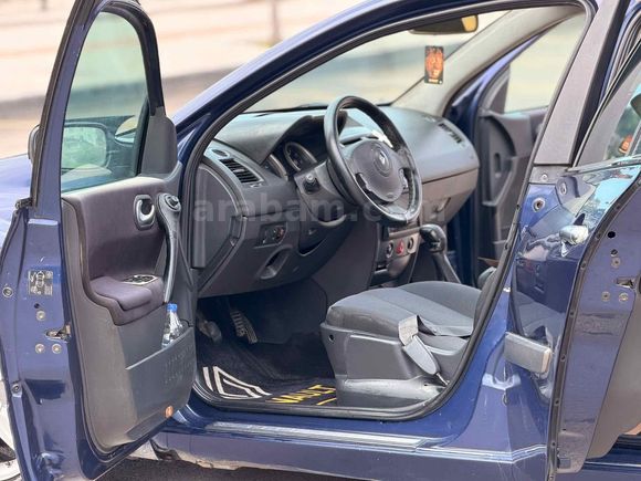  AUTO GÜVENDEN. MEGAN. 2. Sanruflu