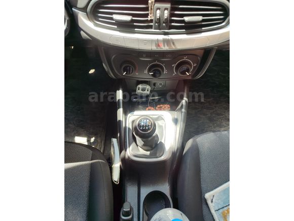 Sahibinden Fiat Egea 1.4 Fire Easy 2018 Model  65.000 km Gri