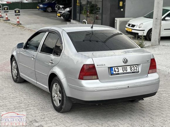 VOLKSWAGEN BORA 1.6 PACİFİC BENZİN+LPG
