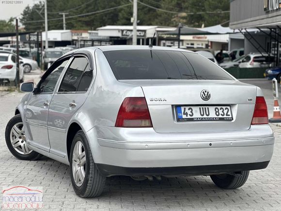 VOLKSWAGEN BORA 1.6 PACİFİC BENZİN+LPG