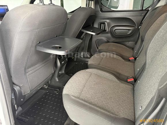 2025 OPEL COMBO - ULTIMATE - CAM TAVAN - 28 BİN KM - BOYASIZ