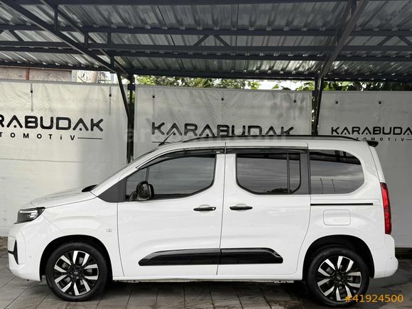 2025 OPEL COMBO - ULTIMATE - CAM TAVAN - 28 BİN KM - BOYASIZ