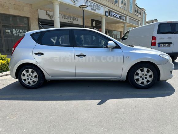 HYUNDAİ İ30 TEAM 1.6 CRDİ