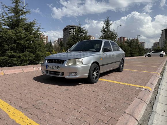 Sahibinden Hyundai Accent 1.3 LX 2000 Model 