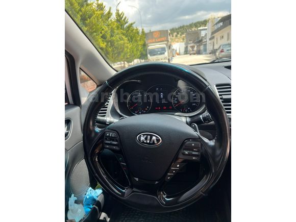 Sahibinden Kia Cerato 1.6 CRDi Concept Plus 2017 Model