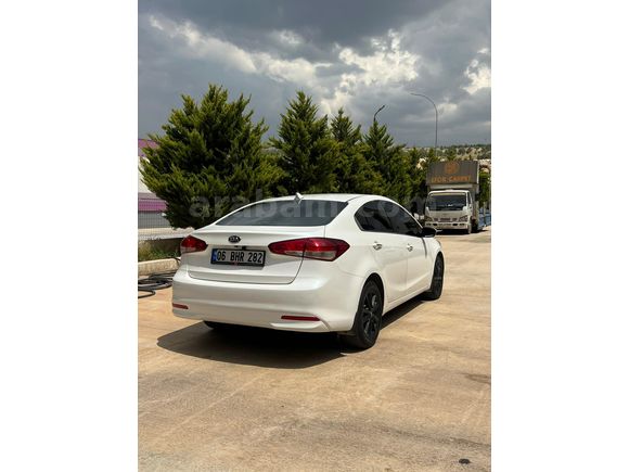 Sahibinden Kia Cerato 1.6 CRDi Concept Plus 2017 Model
