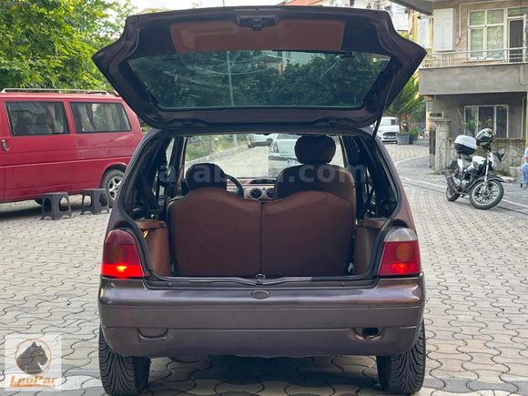 1998 RENAULT TWİNGO 1.2 270 BİN KM MANUEL BENZİN TAKAS OLUR