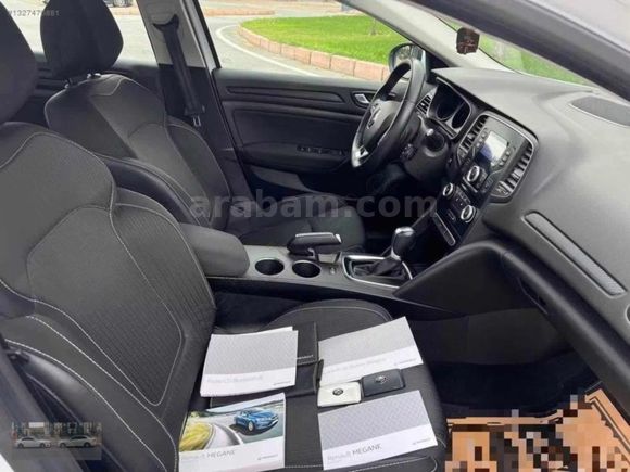 SUNA OTOMOTİVDEN MEGAN TOCH 170 BİNDE TERTEMİZ