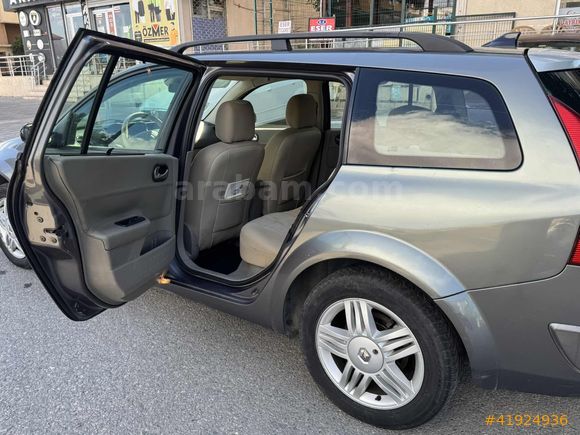 2006 RENAULT MEGAN 1.5 DCİ PİRİVİLEGE DEĞİŞENSİZ AİLE ARACI