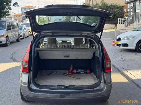 2006 RENAULT MEGAN 1.5 DCİ PİRİVİLEGE DEĞİŞENSİZ AİLE ARACI