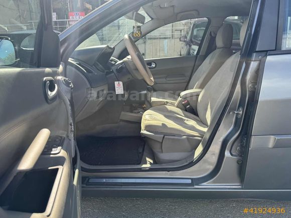 2006 RENAULT MEGAN 1.5 DCİ PİRİVİLEGE DEĞİŞENSİZ AİLE ARACI