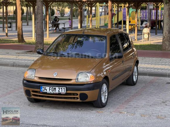 2000 MODEL RENAULT CLİO 1.6 RTE OTOMATİK KLİMALI AKTİF