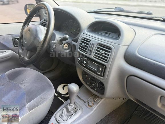 2000 MODEL RENAULT CLİO 1.6 RTE OTOMATİK KLİMALI AKTİF