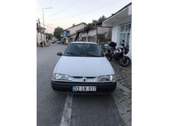 Sahibinden Renault R 19 1.4 Europa RNA 1997 Model
