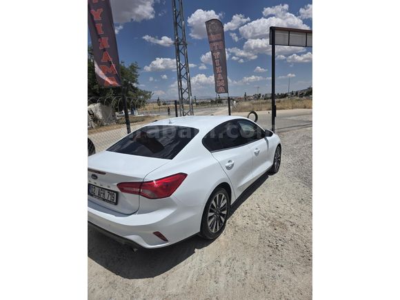 Sahibinden Ford Focus 1.5 EcoBlue Titanium X 2024 Model