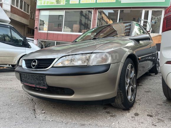 TORUN TRAKTÖR ve AUTO dan 1997 MODEL OPEL VECTRA 