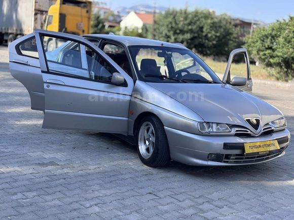 FIRSAT  KASA GÜZELİ ALFA ROMEO