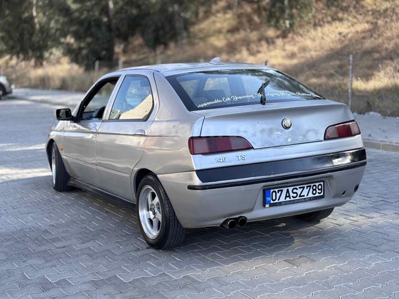 FIRSAT  KASA GÜZELİ ALFA ROMEO