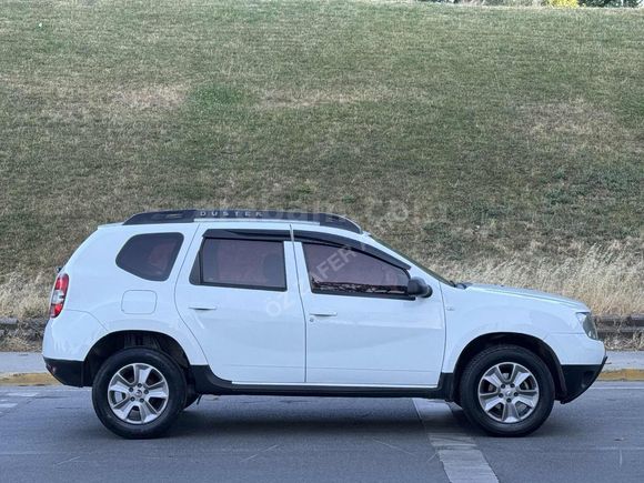 ÖZ ZAFER AUTO 2017 DACİA DUSTER 1.5 DCI OTOMATİK BAKIMLI