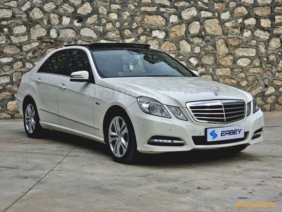 E 350 CDİ 4 MATİC PREMİUM K.KART 12 TAKSİT